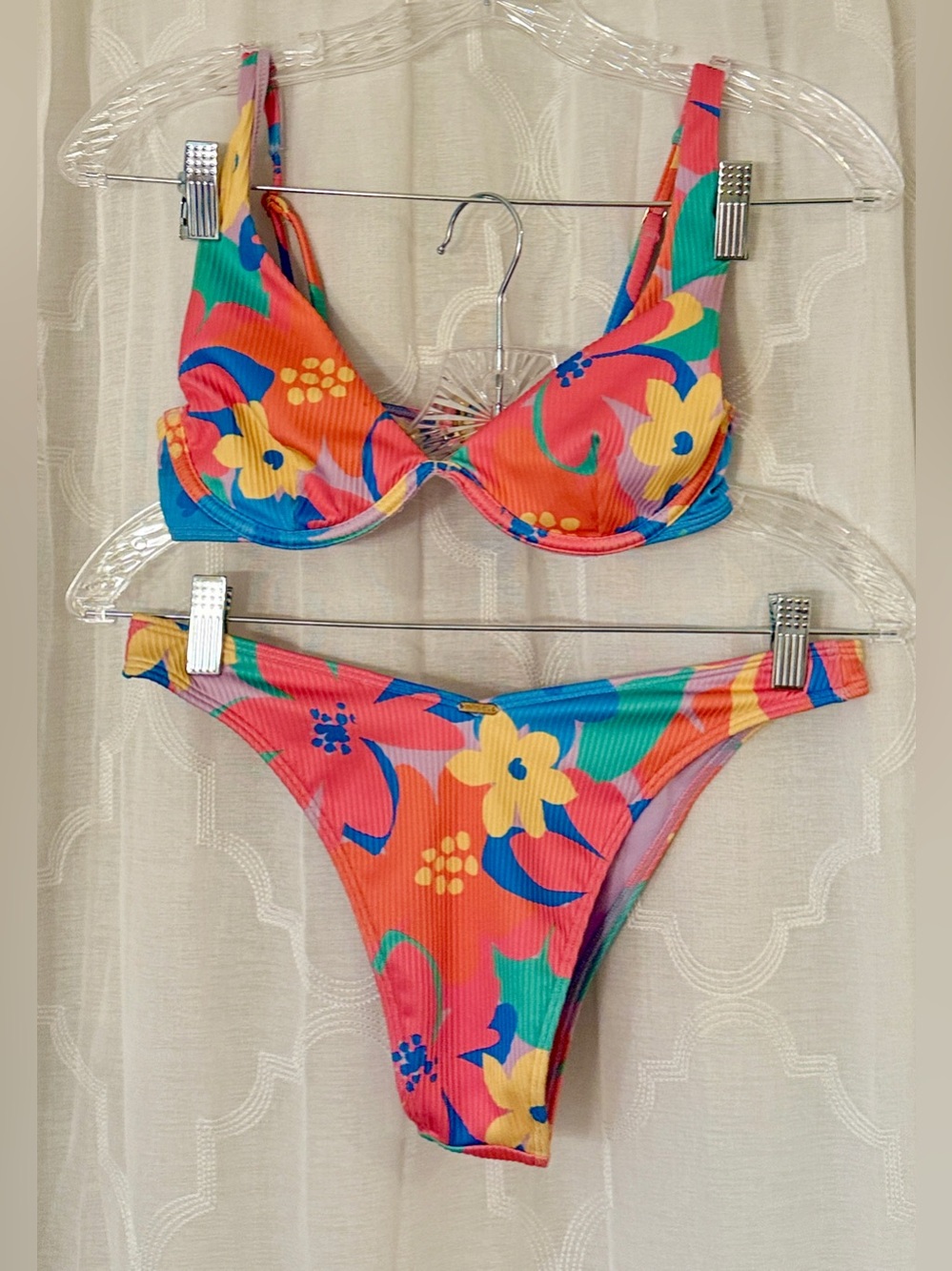 Hollister Bright Floral Ribbed Bikini Set XS 🌺☀️ - Picture 2 of 12